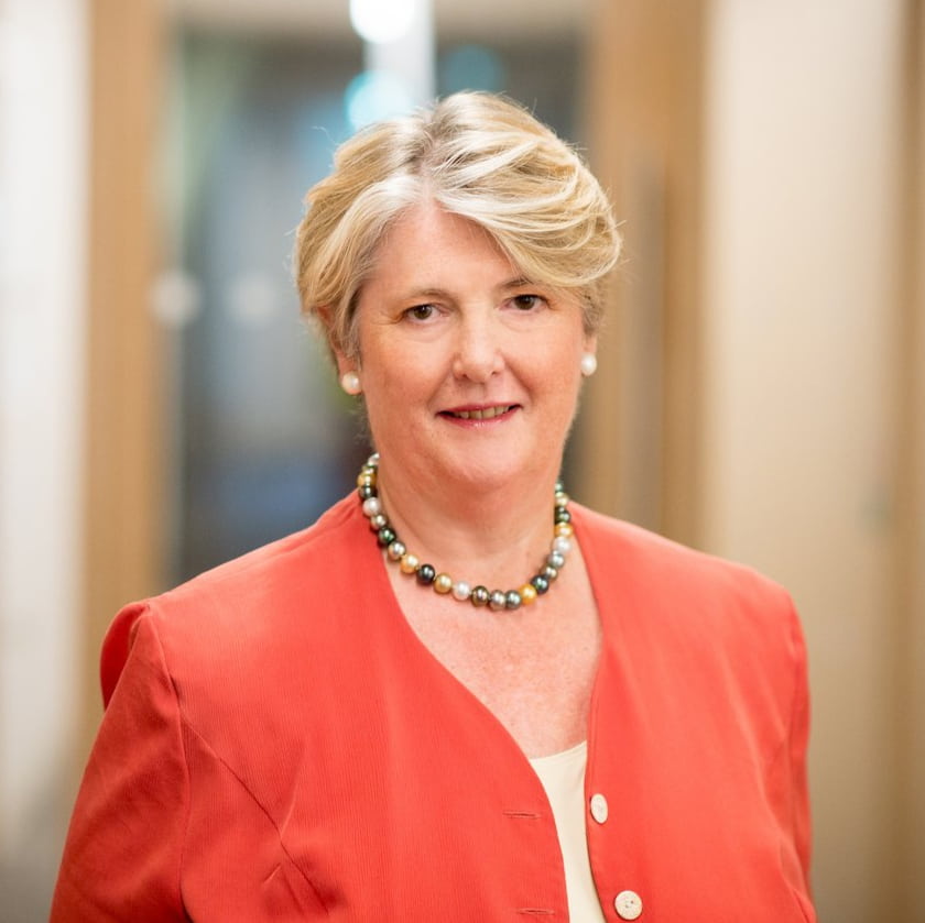 Anne Glover headshot