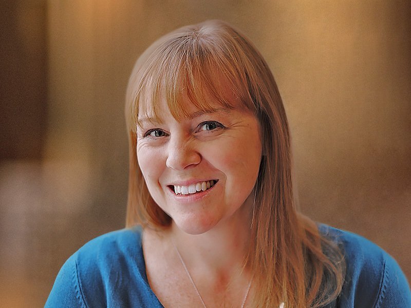 Jennie Mead headshot