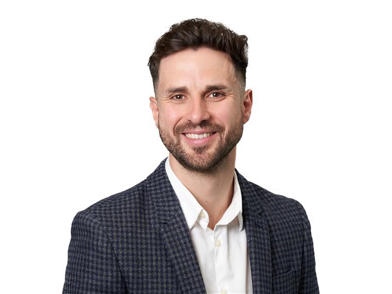 Tom Weaver headshot