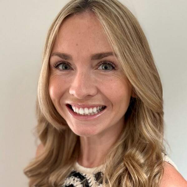 Victoria Bradford-Hall headshot